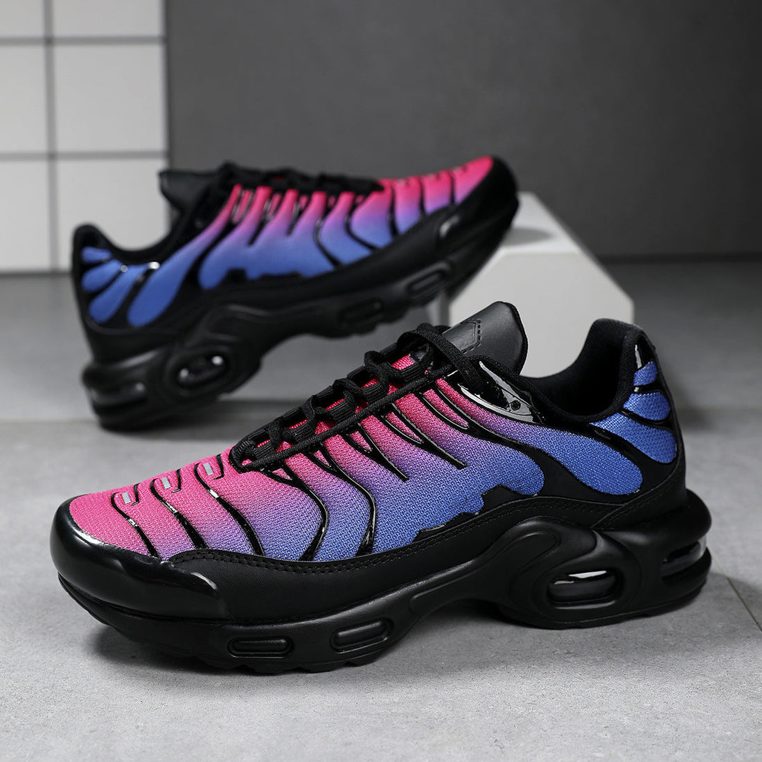 Damen Sportliche Air Max Sneaker mit atmungsaktiver Oberfläche und dynamischer Dämpfung – Lioré