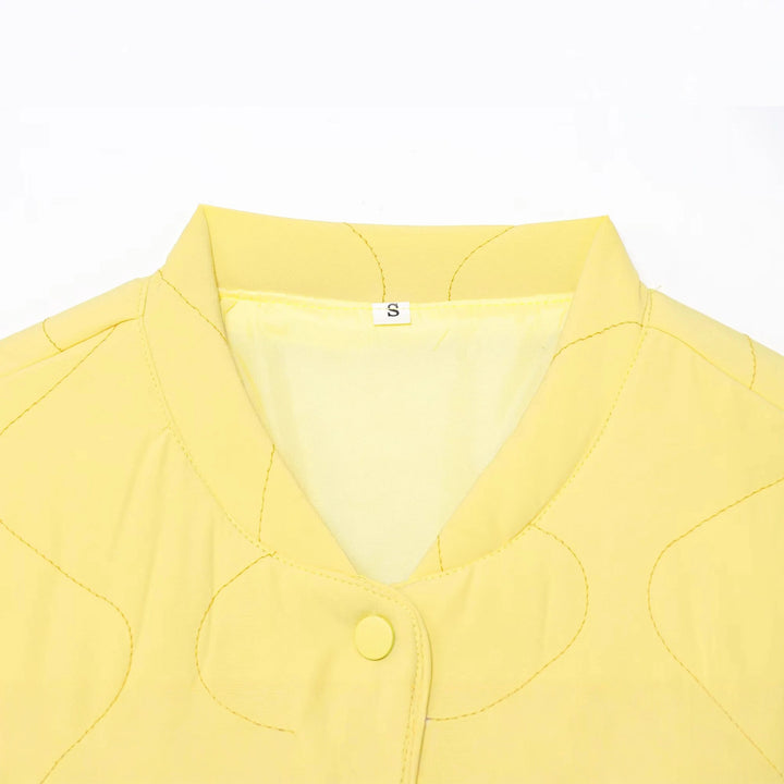 Damen nan gesteppte Übergangsjacke mit wellenstich, V-Ausschnitt und Druckknopfleiste Echo Archiv