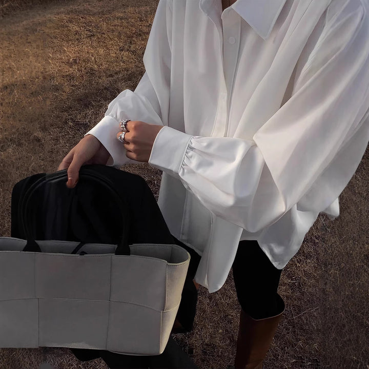 Damen Modehemd mit oversized Schnitt und eleganten Manschetten Echo Archiv