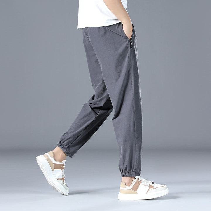 Herren Komfortable Jogginghose mit elastischem Bund und schnell trocknendem Material Echoarchiv