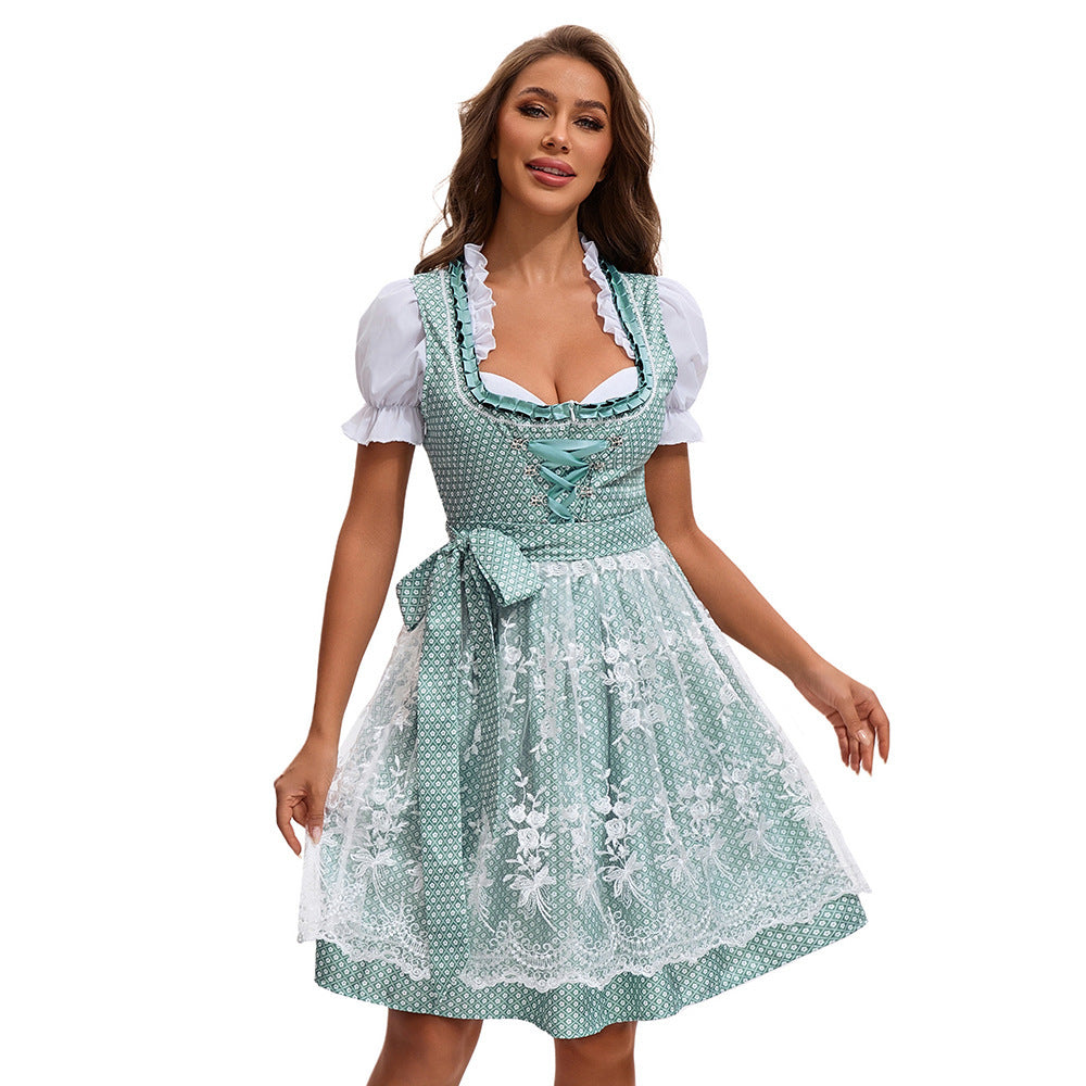Damen nan traditionelles Dirndlkleid mit geschnürter Miederfront, Rüschenbluse und Spitzenapplikation Echo Archiv