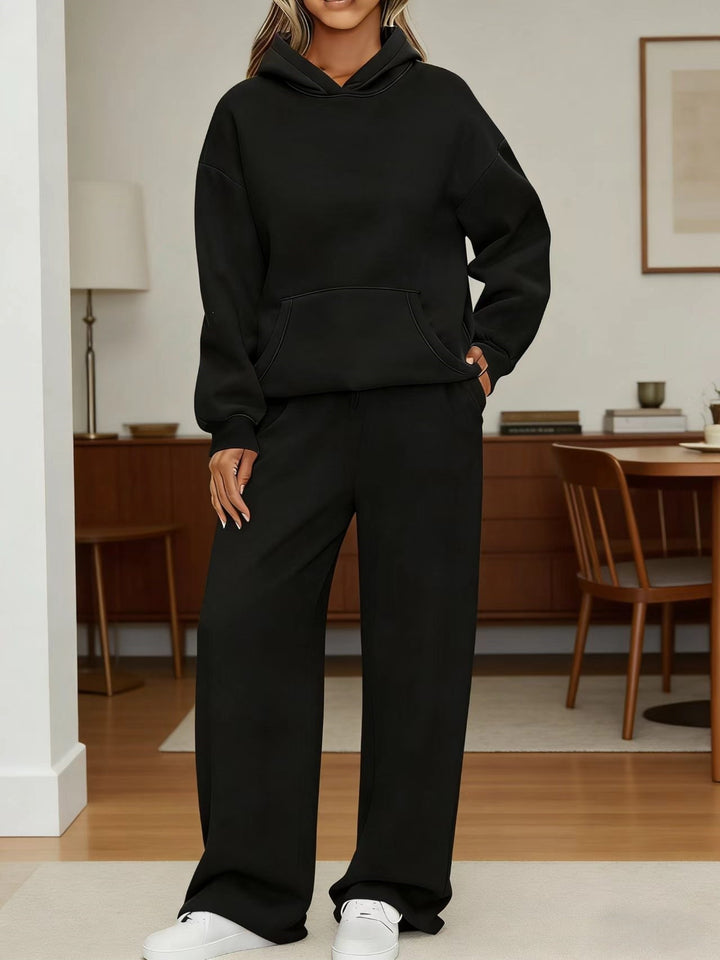 Damen nan kuscheliges Oversize Hoodie und weite Jogginghose Set Echo Archiv