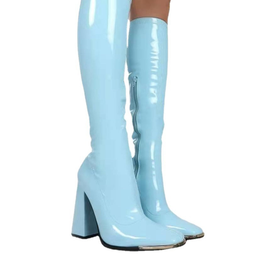 Damen Kniehohe Lackstiefel mit Blockabsatz, quadratischer Spitze und Metallkappenschutz – Lioré