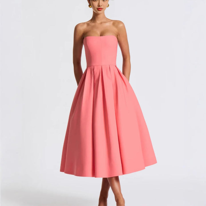 Damen Elegantes Midi-Kleid mit schwingendem Rock und raffiniertem Bandeau-Ausschnitt – Élara