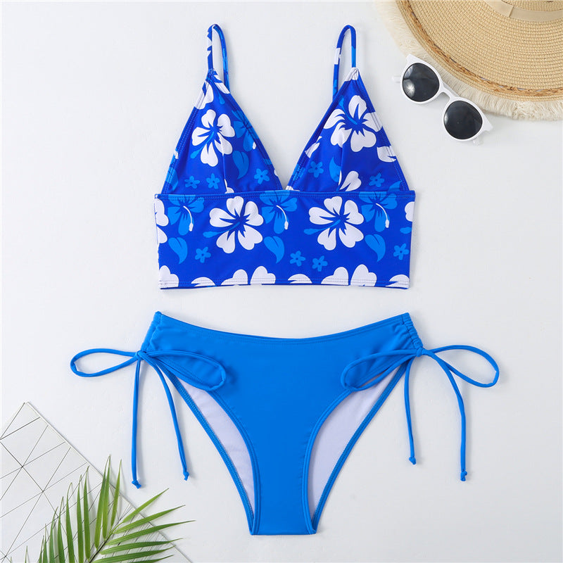 Damen Crop-Top Bikini mit verstellbaren Trägern und floralem Muster Echo Archiv
