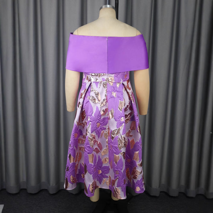 Damen Glamouröses Abendkleid mit Drapierung Echo Archiv