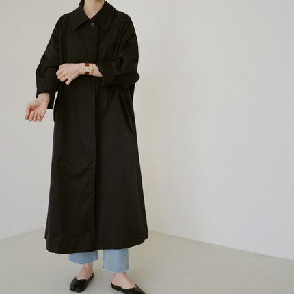 Damen Langer Baumwollmix‑Swingcoat im Oversize‑Look mit überschnittener Schulter und aufgesetzten Taschen – Montévia