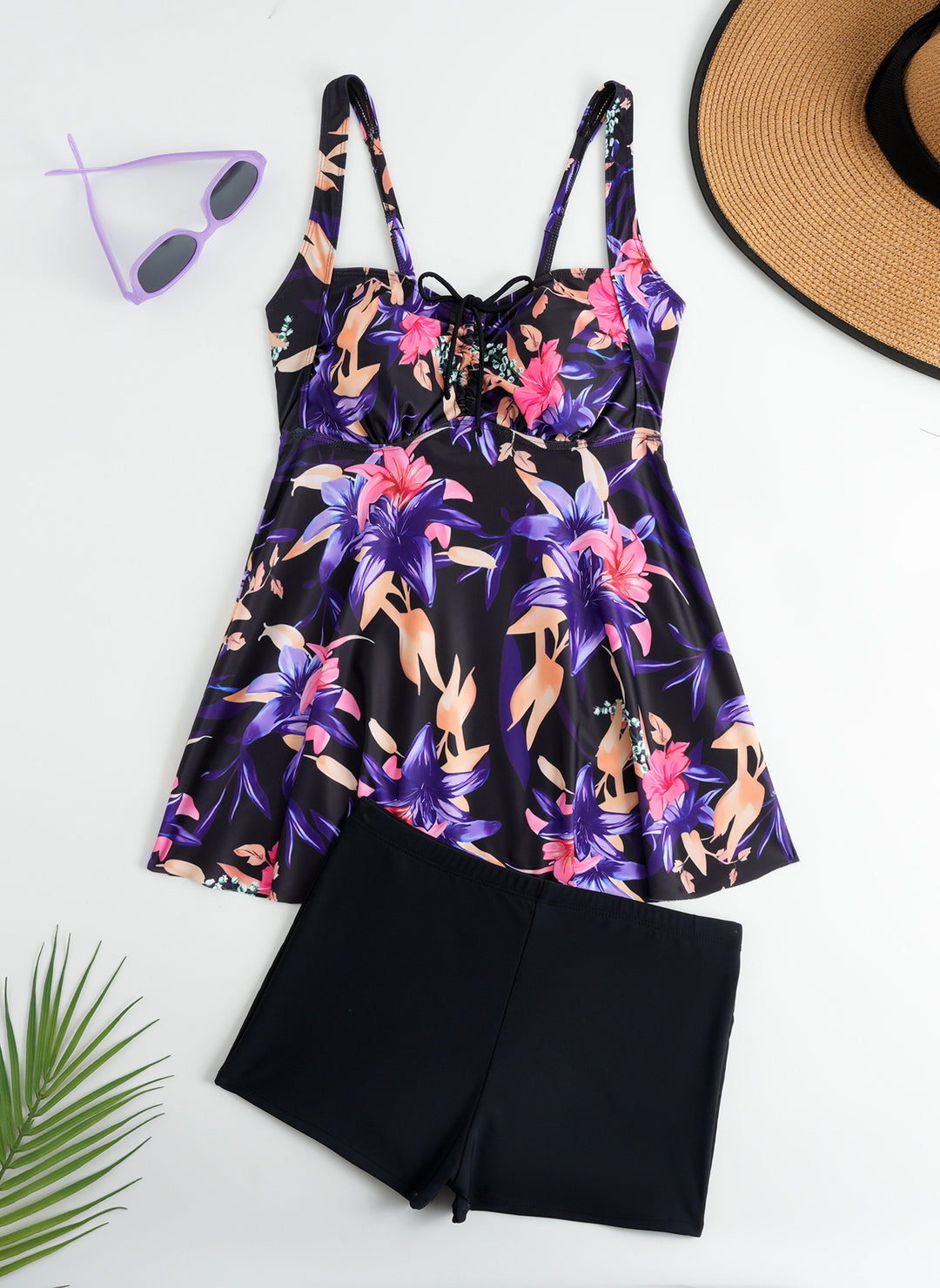 Damen Tankini mit floralem Oberteil und bequemen Shorts Echo Archiv