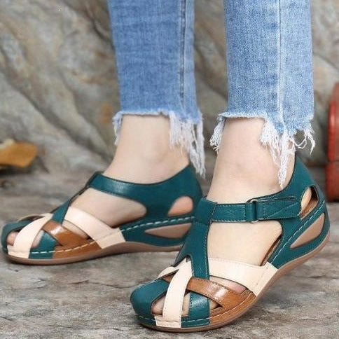 Damen Geschlossene Riemen-Sandalen mit gepolstertem Komfortfußbett und Klettverschluss – Sorelia