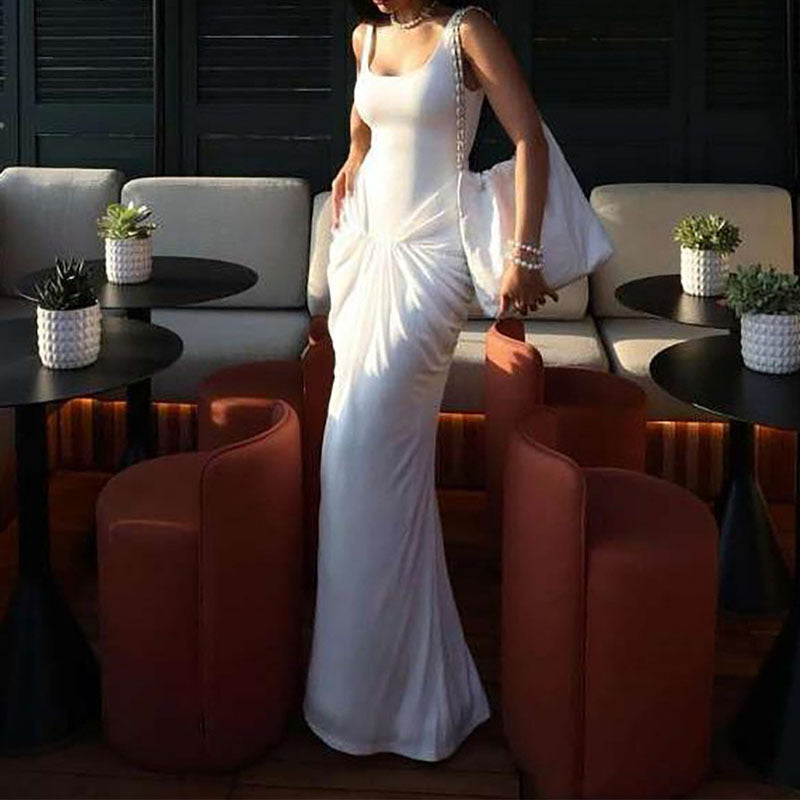 Damen Elegantes bodenlanges Kleid mit raffiniertem Drapierungseffekt Echo Archiv