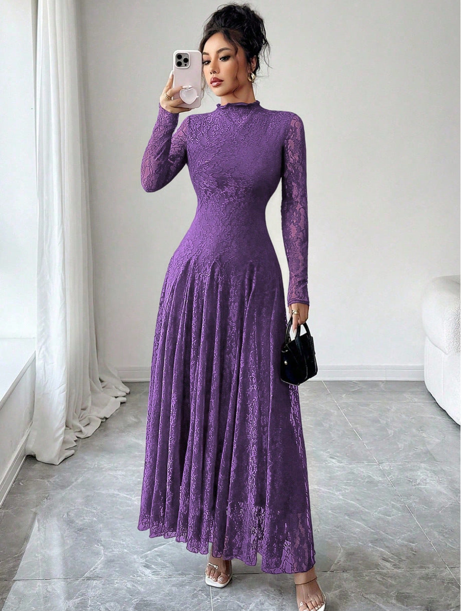 Damen Elegantes Hochzeitskleid mit Spitzenärmeln Echo Archiv