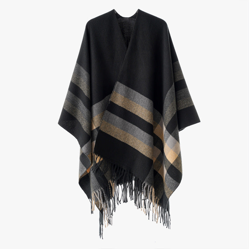 Damen Wollmix-Capeponcho im Oversize-Kimono mit Karomuster und Fransensaum – Montévia