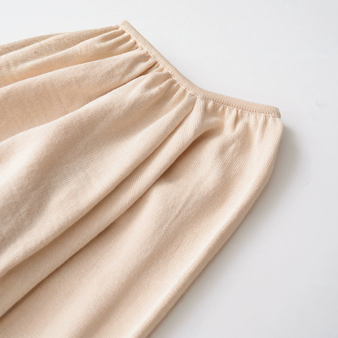 Damen Schulterfreier Strickpullover mit Ballonärmeln und breitem Rippbund Echoarchiv