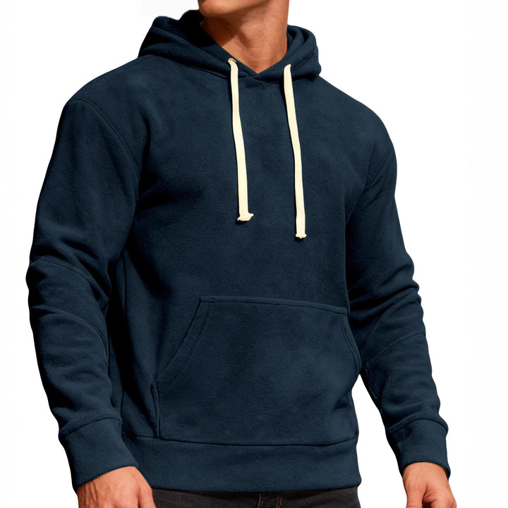 Herren nan samtweicher Kapuzenpullover mit Nahtdetails, Kängurutasche und Kontrastkordel Echo Archiv