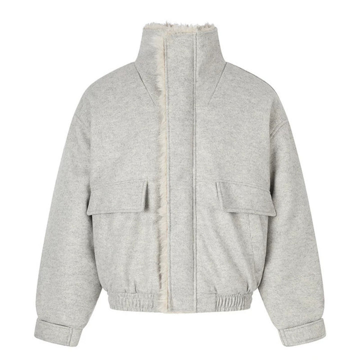 Damen Kurz geschnittene wattierte Blousonjacke mit Kunstfellfutter, Stehkragen und aufgesetzten Pattentaschen Echoarchiv