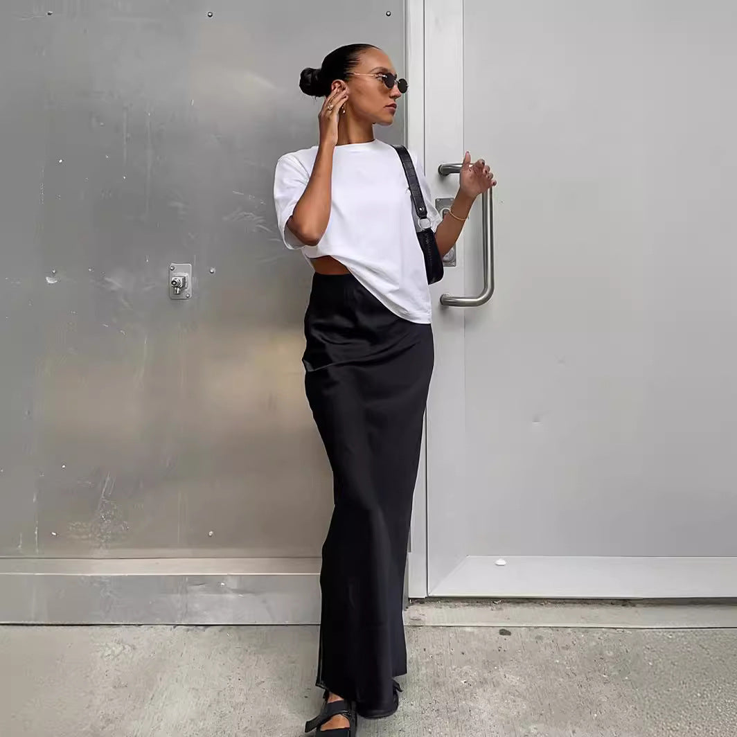 Damen Langes Satin-Rock mit hohem Schlitz Echo Archiv