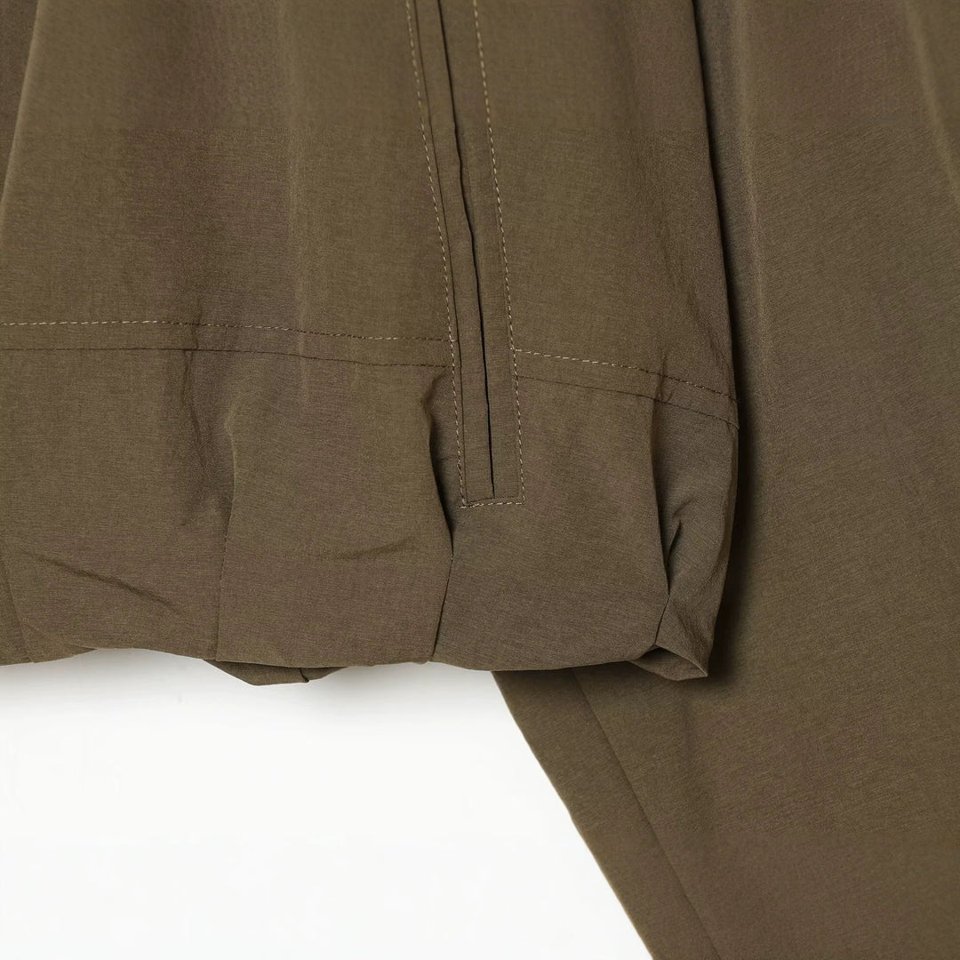 Damen Cropped Boxy-Utility-Jacke mit Reißverschluss und Tunnelzugsaum Echoarchiv