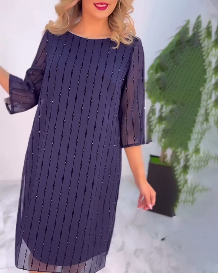 Damen nan elegantes Chiffon-Midikleid mit vertikaler Pailletten- und Perlenapplikation sowie transparenten Dreiviertelärmeln Echo Archiv
