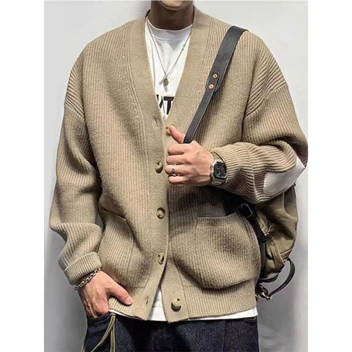 Herren Oversized Strickcardigan mit Ellenbogen-Patches und aufgesetzten Taschen Echoarchiv