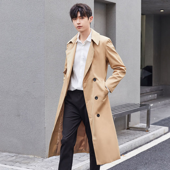 Herren Leichter Trenchcoat mit Doppelreiher, tailliertem Schnitt und windabweisender Oberfläche Echoarchiv
