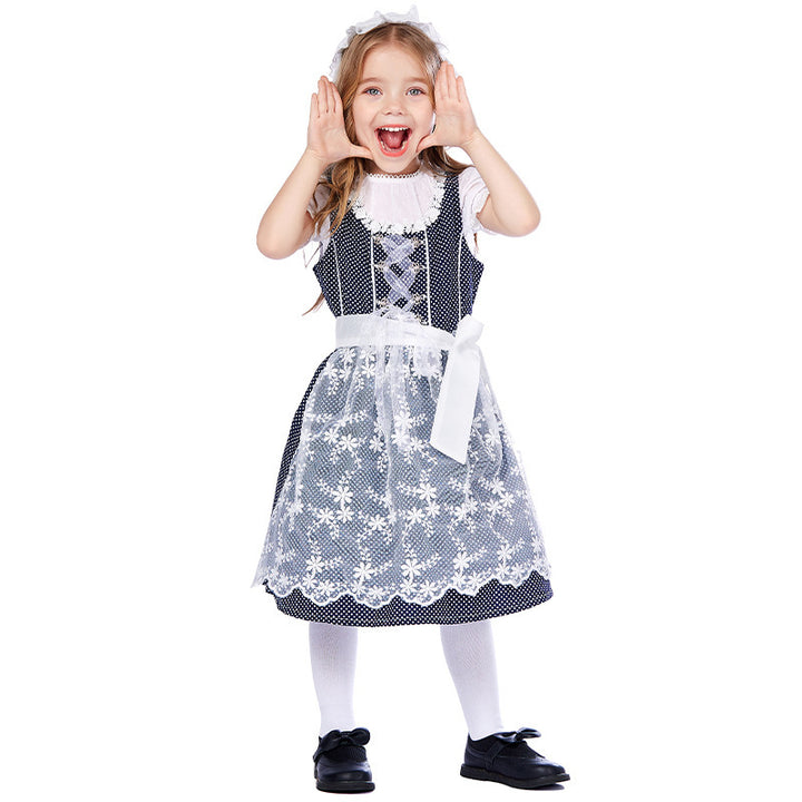 Damen nan traditionelles Dirndlkleid mit Spitzenbluse und bestickter Tüllschürze Echo Archiv