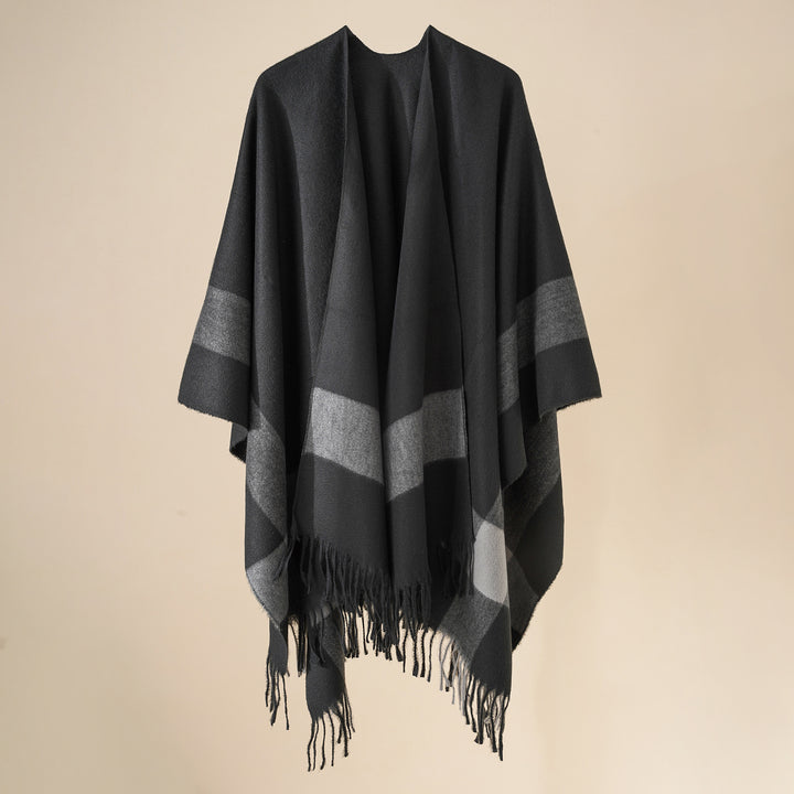 Damen Weit geschnittener Karierter Poncho mit Fransen und V‑Ausschnitt – Avérine