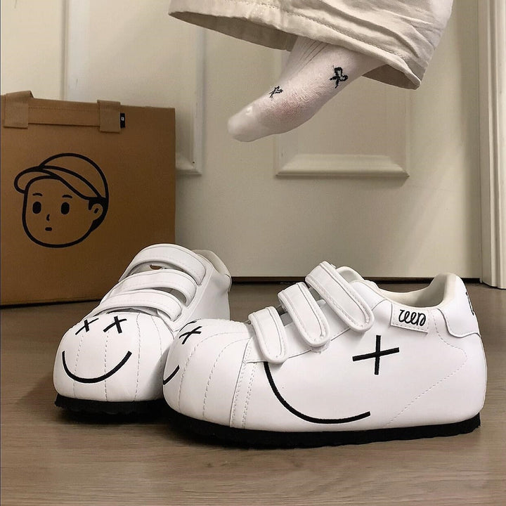 Damen Sneakers mit praktischem Klettverschluss und verspieltem Design Echo Archiv