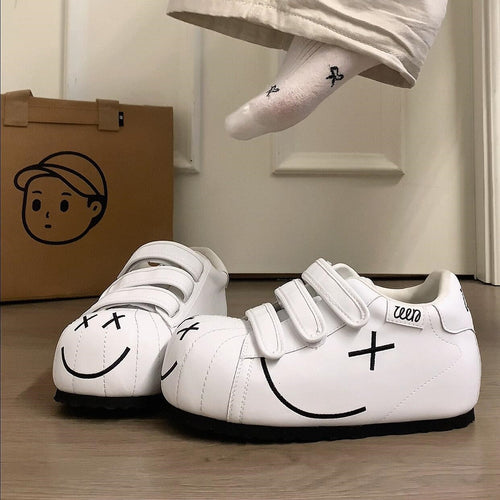 Damen Sneakers mit praktischem Klettverschluss und verspieltem Design Echo Archiv