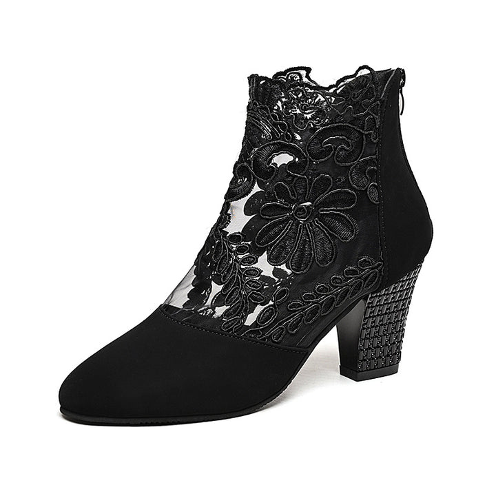 Damen nan elegante Spitzen-Stiefelette mit floralem Mesh-Einsatz, Reißverschluss und verzierendem Blockabsatz Echo Archiv