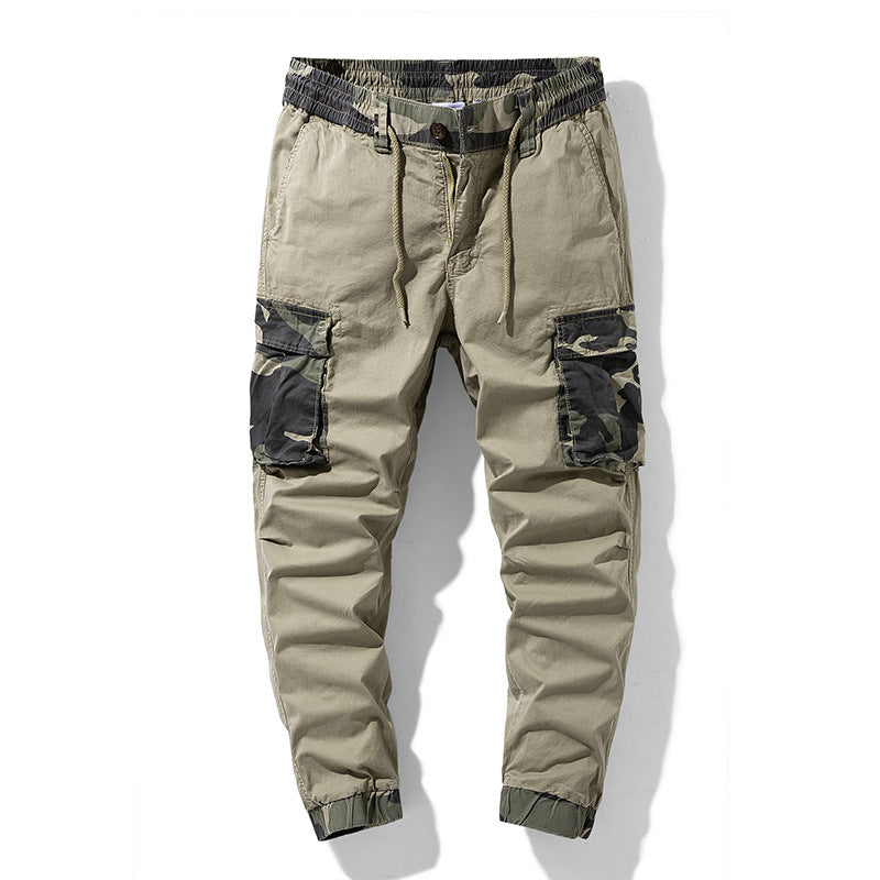 Herren Outdoor‑Cargohose im Joggerstil mit Camouflage‑Kontrast, ergonomischen Knieabnähern und elastischem Komfortbund Echo Archiv