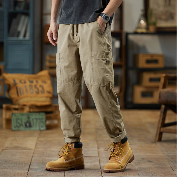 Herren Baumwoll-Twill Joggerhose im Tapered-Schnitt mit Tunnelzug und gekrempeltem Saum Echo Archiv