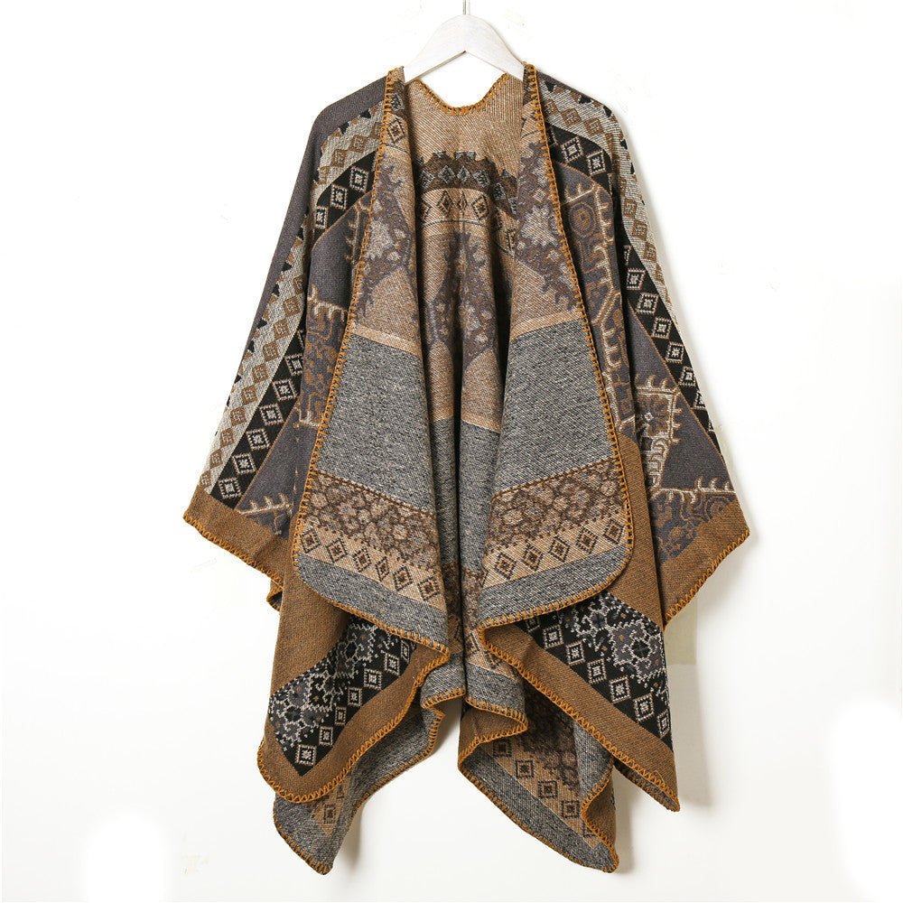Damen Wollmix-Jacquard-Capeponcho im Ethno-Look mit dekorativer Ziernaht – Montévia