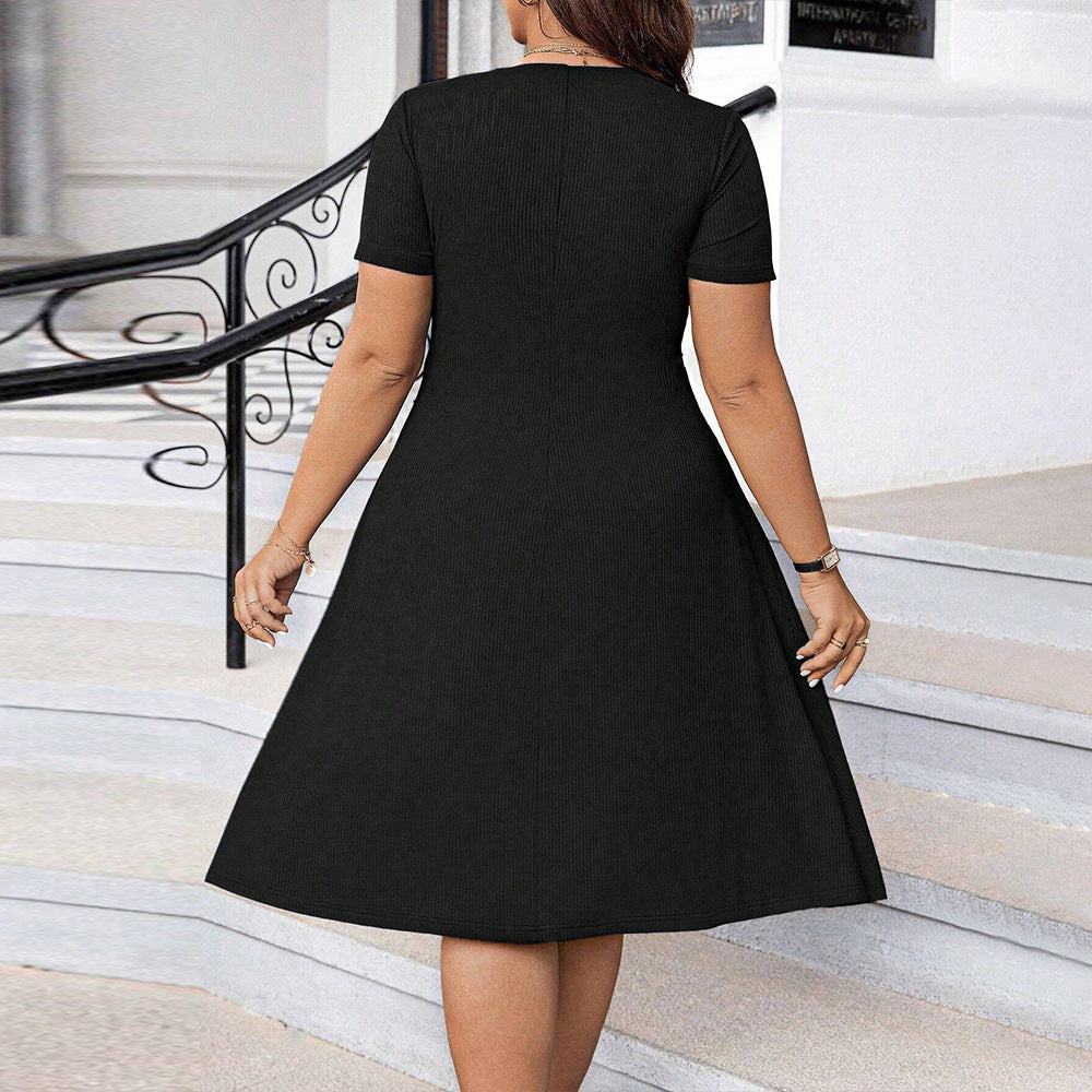 Damen elegant geschnittenes A-Linien Kleid mit geschmackvollem Quadrat-Ausschnitt und voluminösen Ärmeln Echo Archiv