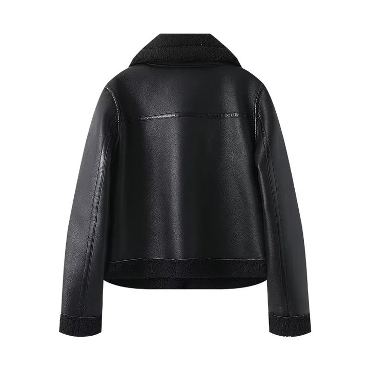 Damen nan taillierte Bikerjacke in Lammfelloptik mit asymmetrischem Reißverschluss Echo Archiv