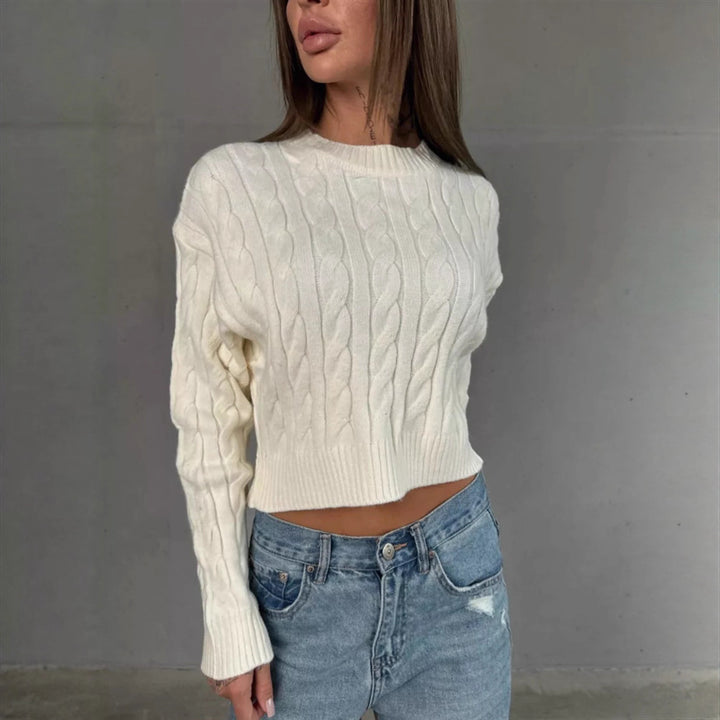 Damen Kurzer Boxy-Zopfstrickpullover mit geripptem Saum und Rundhalsausschnitt – Mavelle