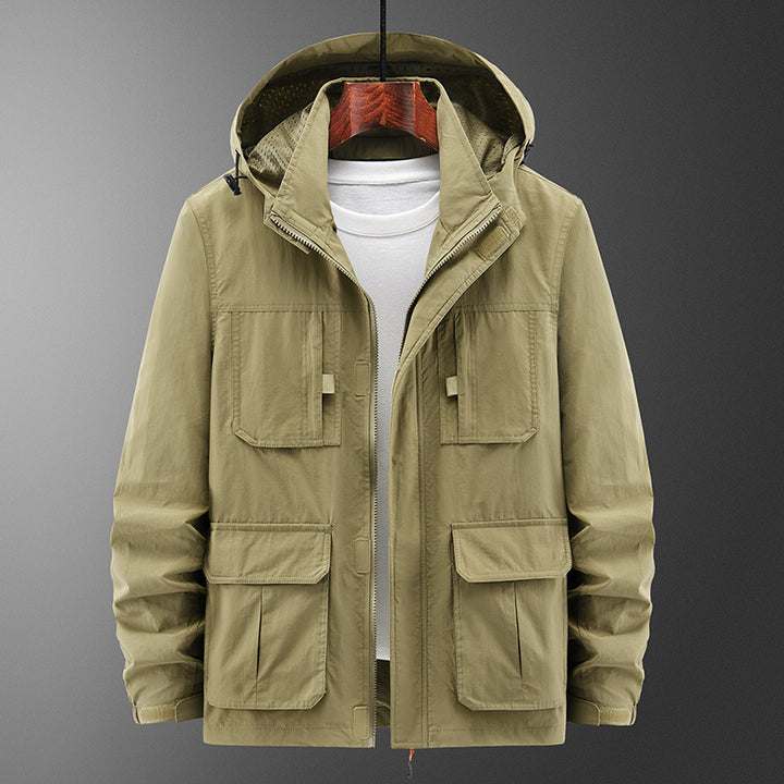 Herren Leichte Outdoor‑Fieldjacke mit Kapuze, vier aufgesetzten Taschen und verdecktem Reißverschluss Echo Archiv