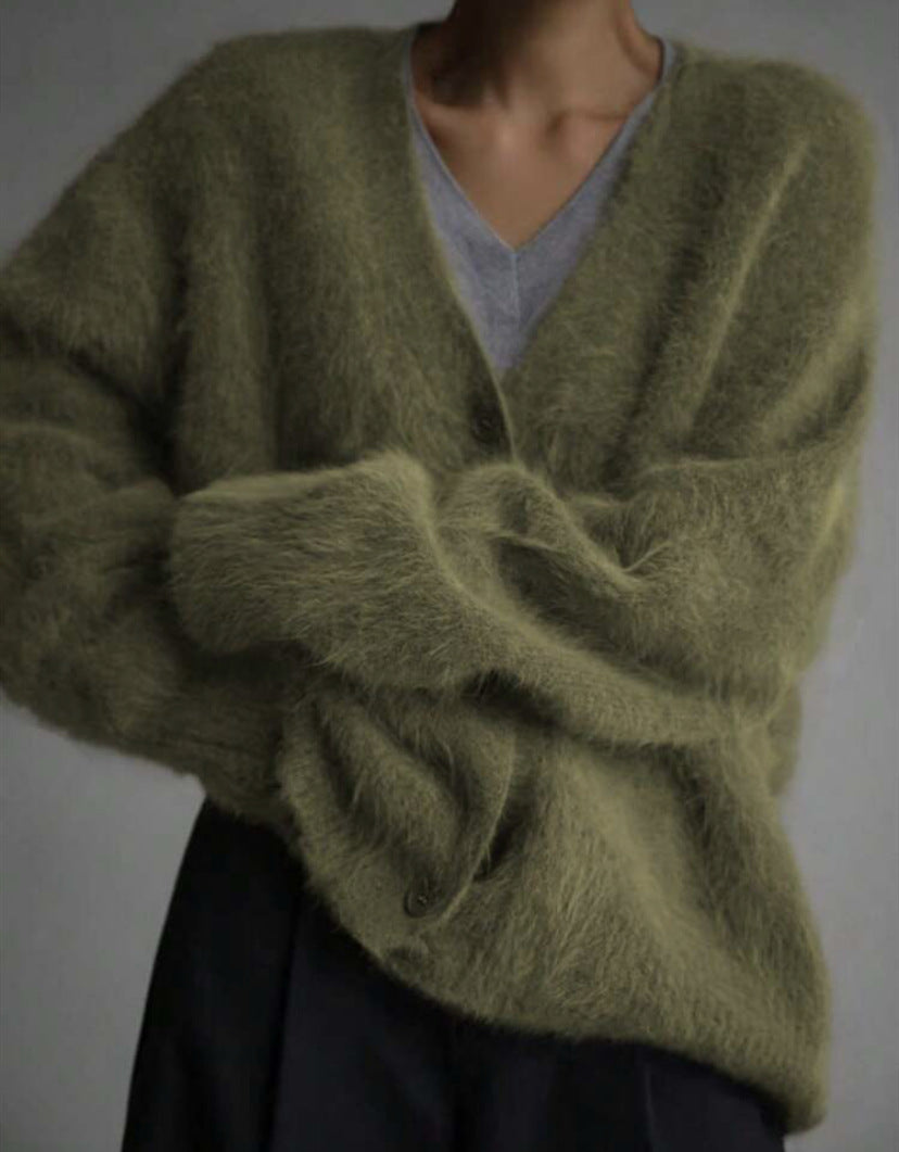 Damen Kuscheliger Oversize-Cardigan aus Teddy-Strick mit tiefem V-Ausschnitt – Veloura