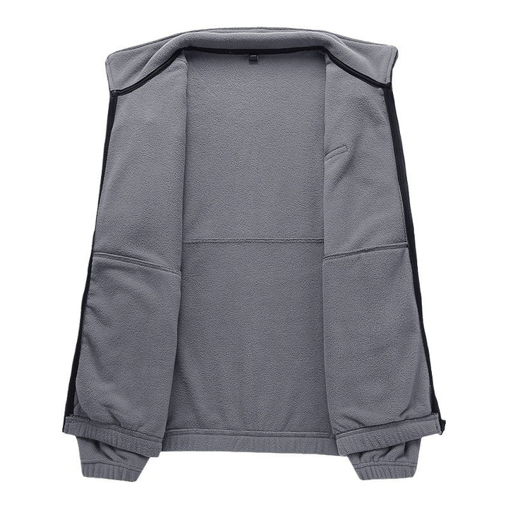 Herren Fleecejacke mit hohem Kragen und praktischen Taschen Echoarchiv