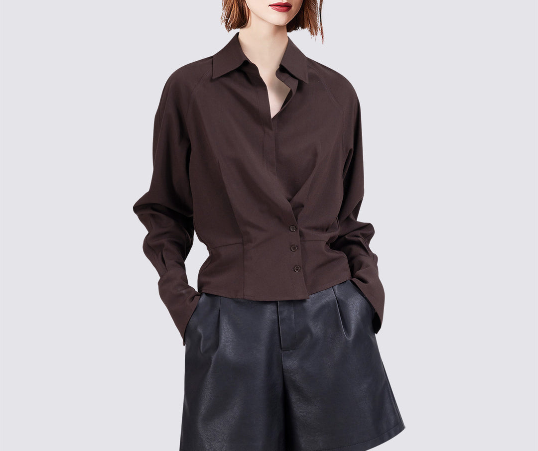 Damen Elegante Bluse mit innovativem Schnitt Echoarchiv