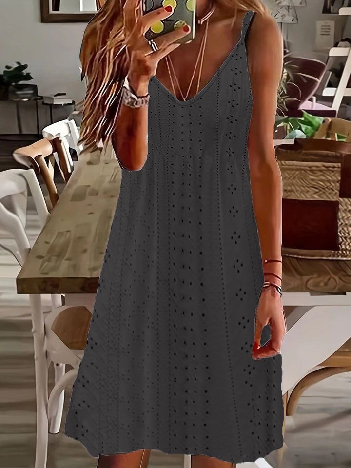 Damen Ärmelloses Sommerkleid mit dekorativem Lochmuster und V-Ausschnitt Echoarchiv