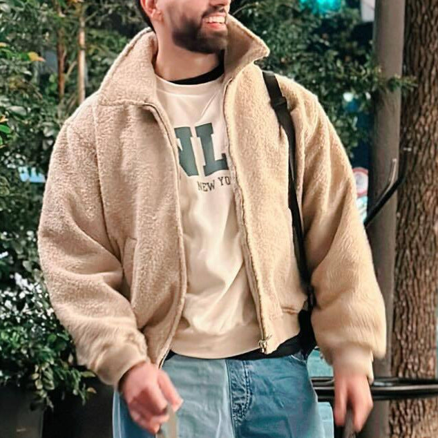 Herren kuschelige Fleecejacke mit hohem Kragen und seitlichen Taschen Echoarchiv