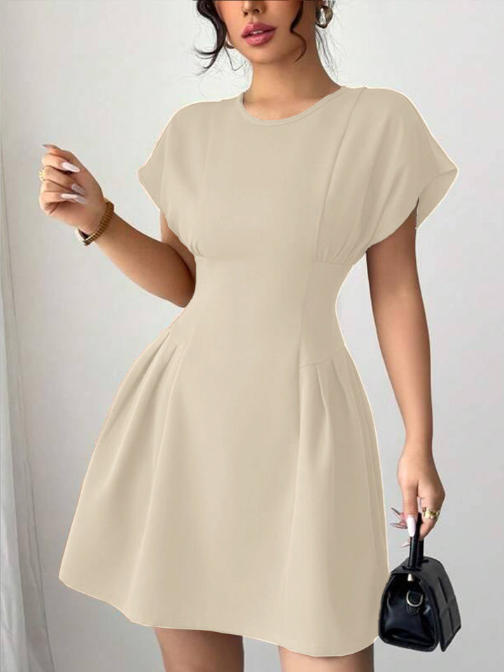 Damen Wickelkleid mit elegantem Schnitt und fließendem Rock Echo Archiv