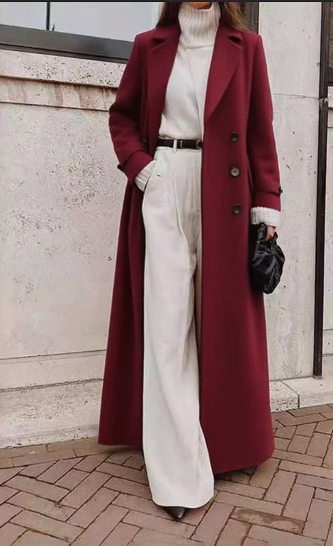 Damen Langer doppeltreihiger Wollmantel mit Reverskragen und taillierter Silhouette – Montévia