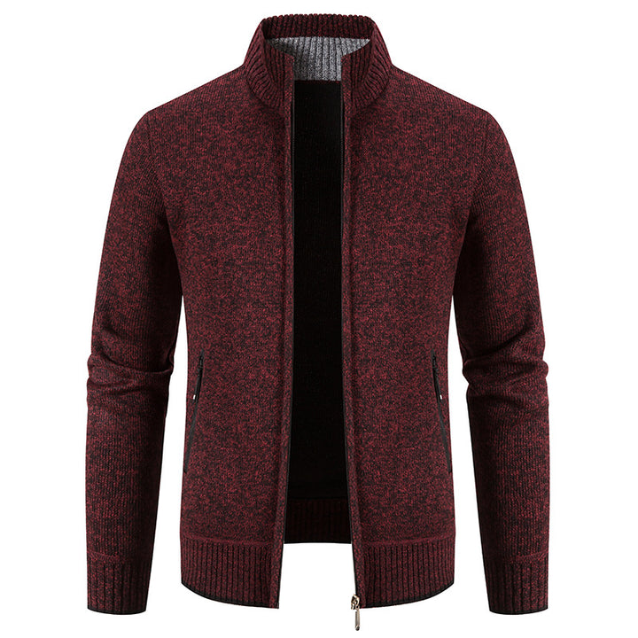 Herren Strickjacke mit hohem Kragen und praktischen Reißverschlusstaschen Echoarchiv