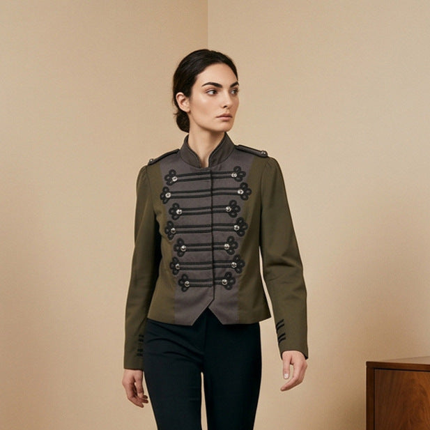 Damen Kurz geschnittener militärinspirierter Blouson mit Zierkordeln Echoarchiv