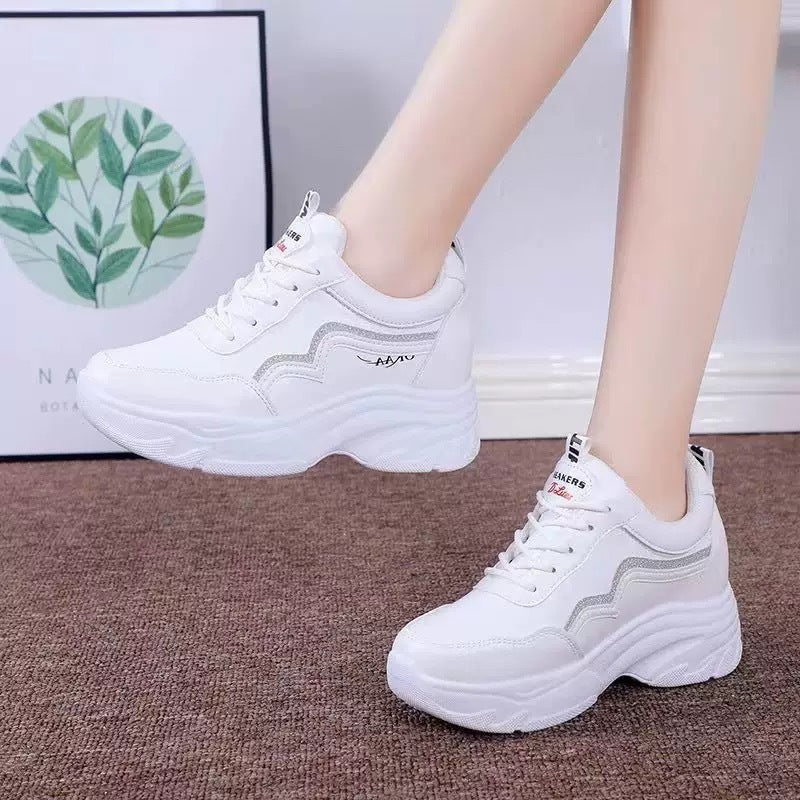 Damen Sportliche Sneakers mit modischem Plateau und atmungsaktivem Obermaterial Echo Archiv