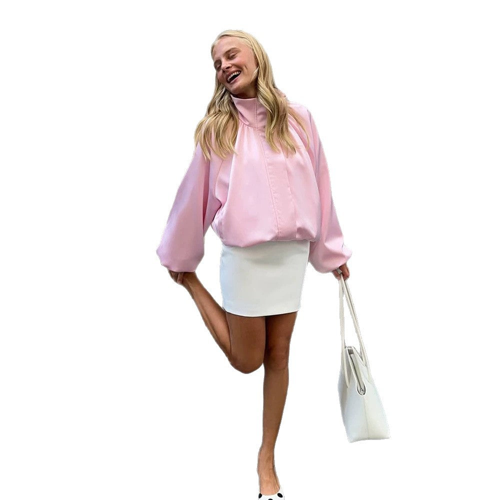 Damen Oversize-Blousonbluse mit Stehkragen, geraffter Schulterpasse und Ballonärmeln Echoarchiv