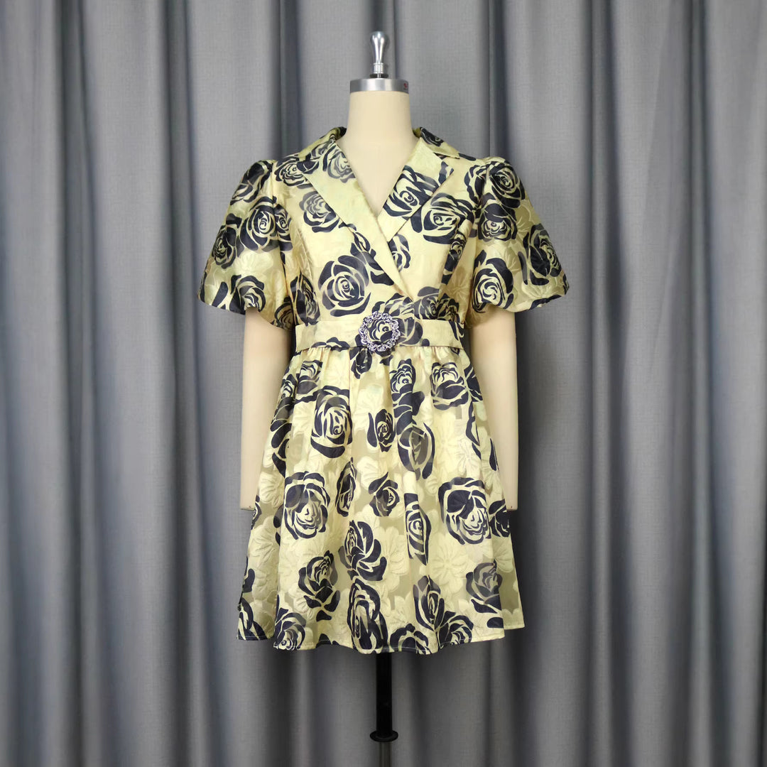 Damen Blumenmuster Minikleid mit tailliertem Gürtel Echo Archiv