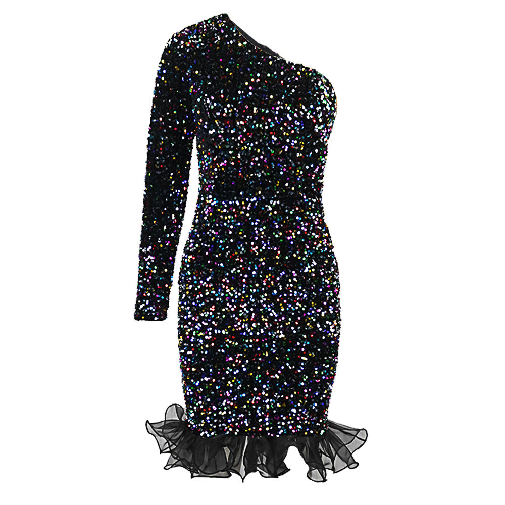 Damen Glitzerndes Abendkleid mit asymmetrischem Schnitt und Rüschenabschluss Echo Archiv