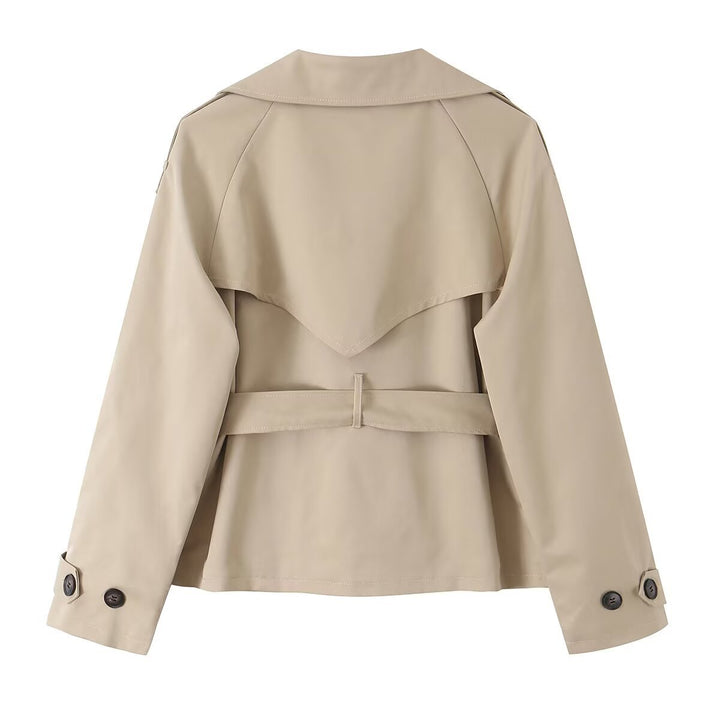 Damen Kurzer Taillierter Trench‑Blouson mit Kapuzenkragen, Schleifenbindegürtel und Raglanärmeln Echo Archiv